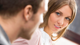 「もしかして浮気…？」男の嘘を見破る５つのチェックリスト