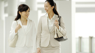 「無理なく自然に」距離が近づく会話の進め方　5選