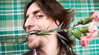 嘘をついてまで自分を飾りたい！？自分しか愛せない男の3大特徴