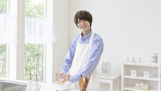 知られざる魅力も？！「料理男子」なら夫婦も子供も幸せになれる理由