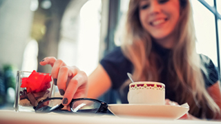 英国のカリスマ恋愛コーチが説く、恋人を手にするための必勝テクニック