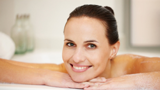 基本的だけど効果は抜群！バスタイムにできる『ながら』美容テクニック5選