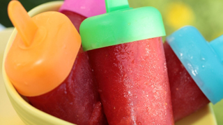 まだまだ暑い！こんなときこそキュートでヘルシーな自家製アイスキャンディを楽しもう！