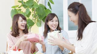 親友に贈るならコレ！～7000円以内で喜ばれるプレゼント ５選～