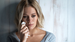 あなたは大丈夫！？妬み、嫉妬…マイナス感情が恋愛運を悪くする！