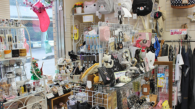 【肉球雑貨ホワイトアンドピーチ】少しだけ模様換えしました