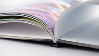 もうやめて、裁断機のライフはゼロよ。グーグルの自動自炊機オープン化特許。