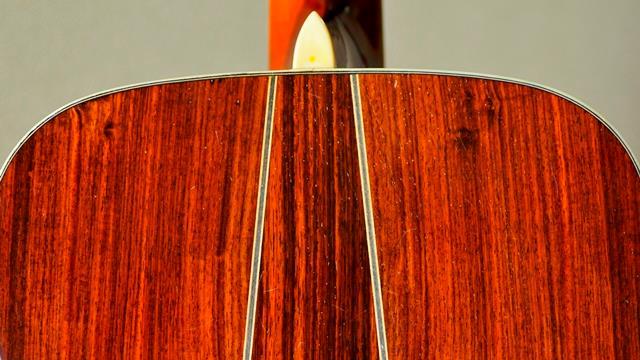 ギター徹底比べ（martin D-28 vs S.yairi YD-306