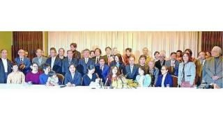 戦争法廃止へ 熊本で統一候補 弁護士の阿部氏が出馬表明／参院選 市民と５野党結集 全国初