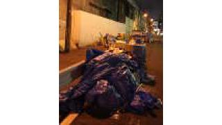 【質問】あいりん地区の路上生活者はどのようにこの極寒を耐え忍んでいるのですか？