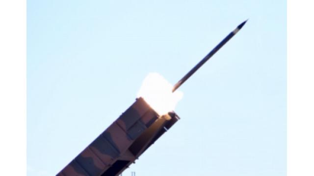 米軍、落下物専用迎撃ミサイル配備へ　「ファー」監視員も検討