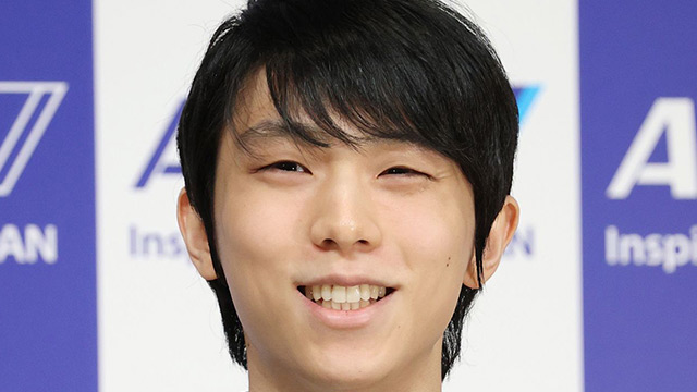 1万円超え写真集も…羽生結弦（30）公演で転びまくり