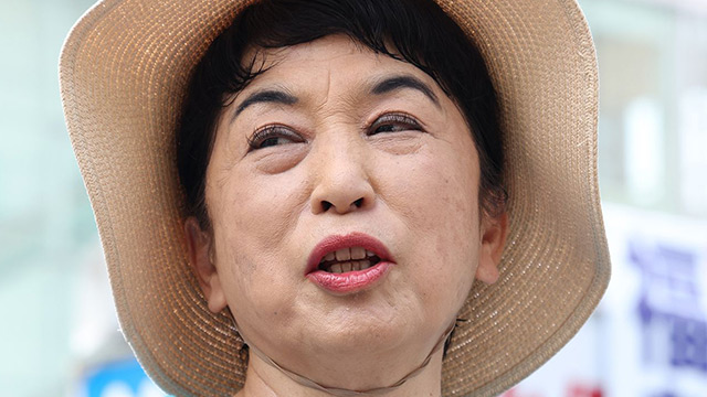 THIS WEEK【政治】福島瑞穂党首が起死回生の手　ラサール効果で社民が残った