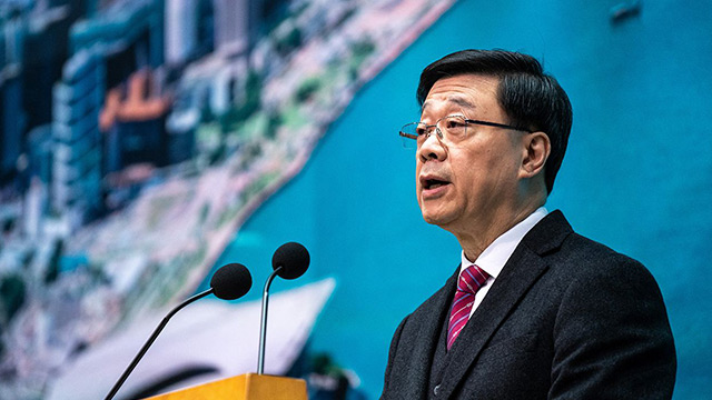 THIS WEEK【国際】中国政府が渡航注意を叫ぶも香港人の訪日客が減らない訳《日本行きを『返郷下』と呼び…》