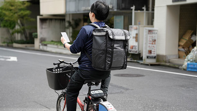 【徹底ガイド】自転車青切符 違反にならない7大ポイント「スマホを2秒見たらアウト」「傘は固定すれば問題なし？」「太タイヤ自転車・LUUPは？」