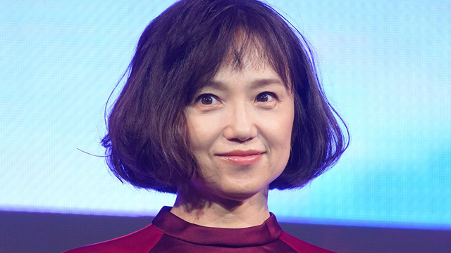 THIS WEEK【芸能】「永遠の童顔」永作博美の魔力《15歳年下の松山ケンイチに“脱いで”と…》