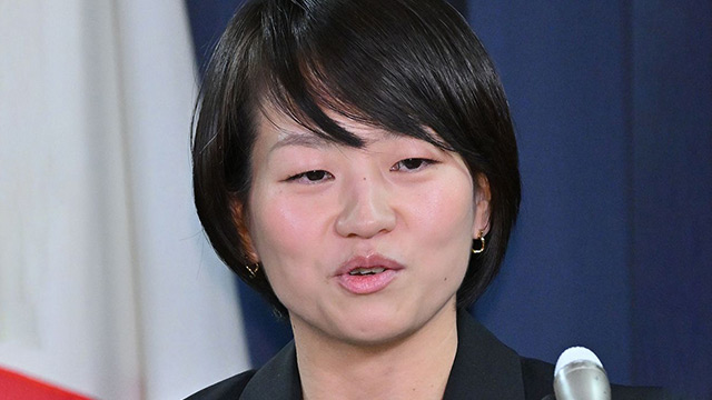 THIS WEEK【政治】鈴木貴子がロシア問題で陳謝 「宗男の娘」の入閣は火種に？「鈴木氏特有の“掛け算”による炎上だ」