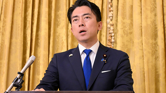 THIS WEEK【政治】靖国参拝でメディアを“統制” 小泉進次郎 右翼化の裏でSNS「サイレント削除」《言論統制との指摘も》