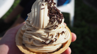 蕎麦とソフトクリームの見事なコラボ