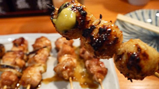 新鮮！朝びき柔らか焼き鳥で飯テロ