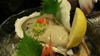 ウェーイ！お前ら岩ガキの季節だぞウェーイ！