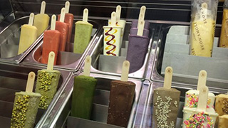 神楽坂に、めっさオシャなアイスクリーム屋さんがあるの知ってた？