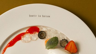 オードブルもメインディッシュも…え、コース全てスイーツ!?