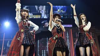 AKB48、SKE48、HKT48が3元同時中継にて『大声ダイヤモンド』を披露！