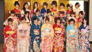 川栄李奈ら、AKB48グループの新成人22人が艶やかな振袖姿を披露!!