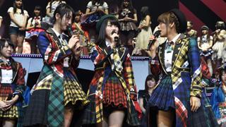 松井玲奈＆横山由依主演で『マジすか学園』が舞台化！『AKB48リクアワ 2015』四日日・夜オフィシャルレポート（80位～51位）