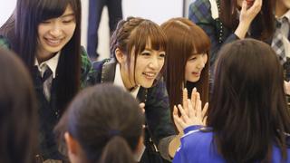 AKB48グループ、東北3県6カ所の被災地訪問とチャリティ公演を開催。高橋みなみ「被災地支援活動を続けさせて頂きたい…」