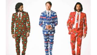 笑えないレベルで酷い「クリスマス・スーツ」が登場、聖夜以外に着る日が見つからない