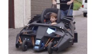 ダークナイト バットマン最強の愛車 タンブラー を再現したバット ベビーカー カルラボ Culturelab Nico カルラボチャンネル カルラボ編集部 ニコニコチャンネル エンタメ