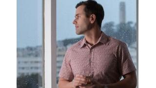 オシャレ上級者に捧げる　ウンチまみれのシャツ、パンツ、スニーカーが登場