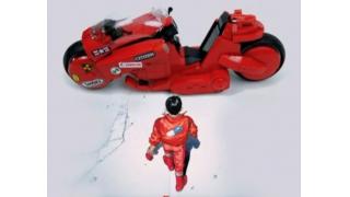 ボディをLEGOブロックで再現した「AKIRA」金田バイクのミニチュア・ラジコン