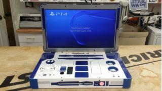 R2-D2仕様にカスタムされた「プレイステーション 4」が登場、モニター＆スピーカーつきで起動音はもちろんアレ