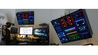 緊急ボタンもあるぞ！ 宇宙船のコクピットみたいなパソコン環境を構築した男