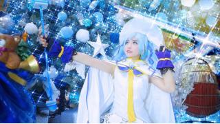 魔法少女っぽいコスチュームも完璧に再現　海外コスプレイヤーによる「雪ミク」Magical Snow Ver.【FineCosplay】