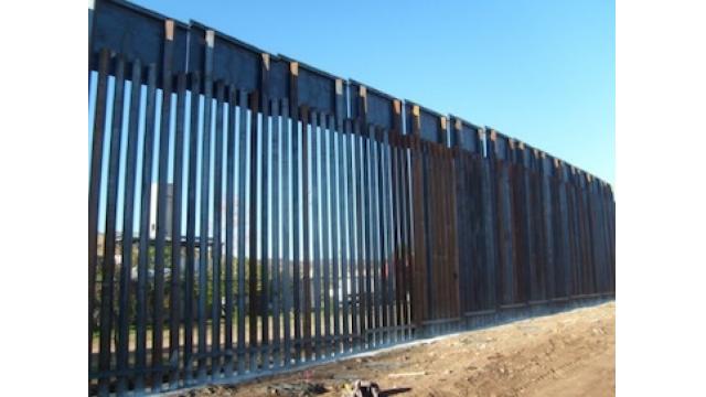 実現可能性から「トランプの壁」を眺めると… - 小川和久の『NEWSを疑え！』 第556号