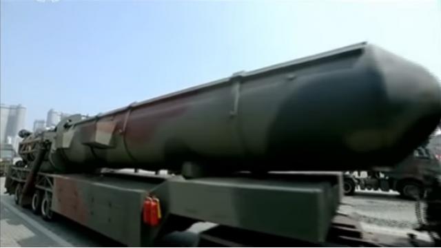 北朝鮮の軍事パレードから見えたもの - 『NEWSを疑え！』第577号（2017年4月17日特別号）