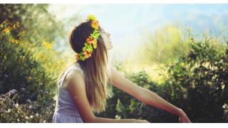 頭皮が透けて見えるほど薄毛！ 育毛剤を試しても...... [体験談]