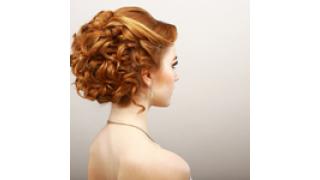 自信を持って見せられる背中へ！背中のぶつぶつの原因をチェック