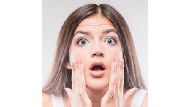 ほうれい線って何であるのかな？? ほうれい線を目立たせてしまう5つの原因を紹介