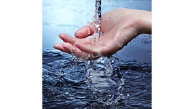 水嶋ヒロや福山雅治も！手汗したたる「手掌多汗症」って何？