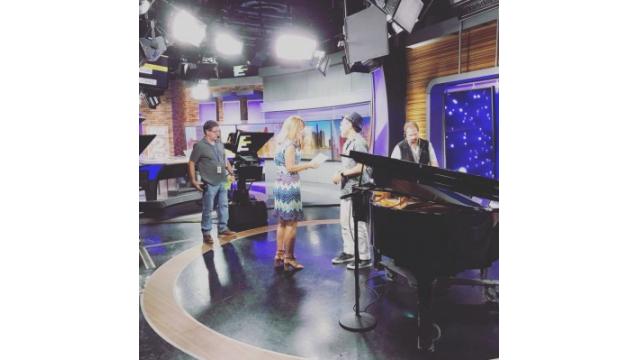 デトロイトジャズの翌朝のFOX２の生放送がみれる！