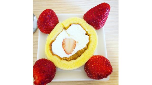 ロールケーキ。