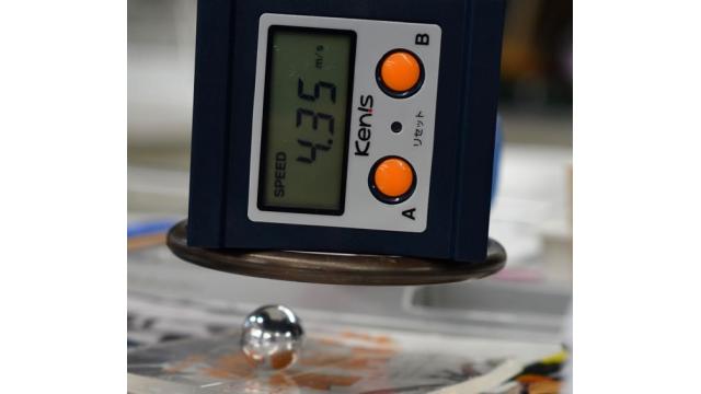 科学イノベーション挑戦講座第6回「物体の落ちる速度を調べよう」を実施しました