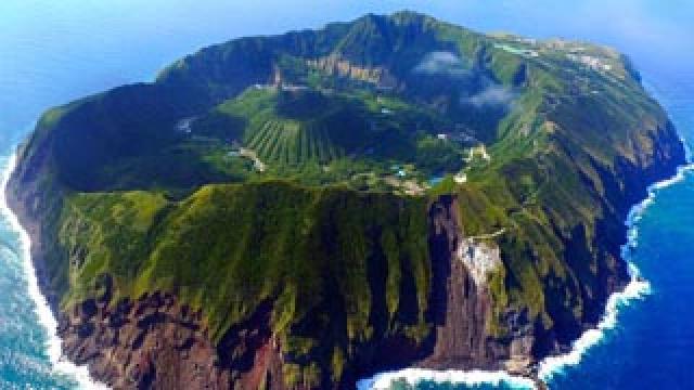 一人旅におすすめの日本の秘境！東京にある謎の孤島「青ヶ島」紹介！