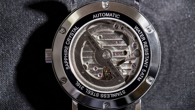 組み合わせ20万通り！カスタマイズ自在の腕時計『ルノータス』