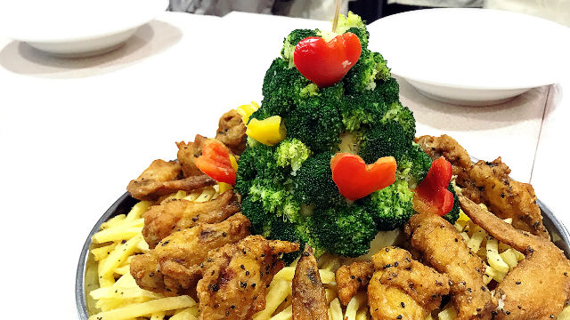 カレー研究会の忘年会＆クリスマスパーティー